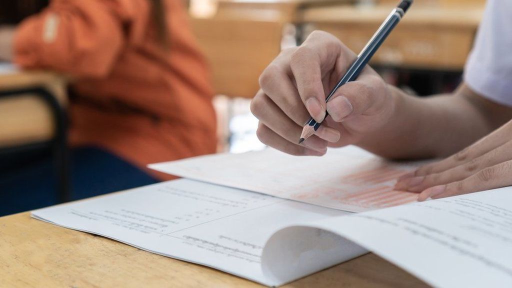 20052025 1